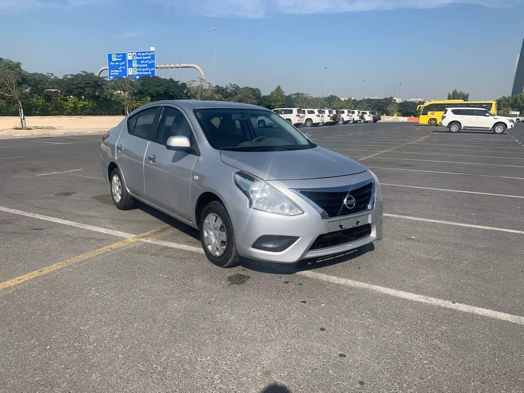 NISSAN SUNNY 2019 WHITE SILVER used car for sale Kargal Used cars