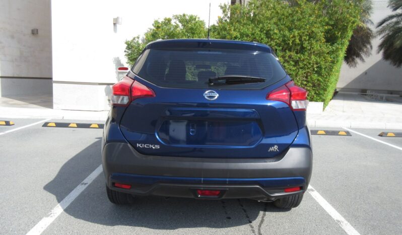 Nissan Kicks Blue 2020 full