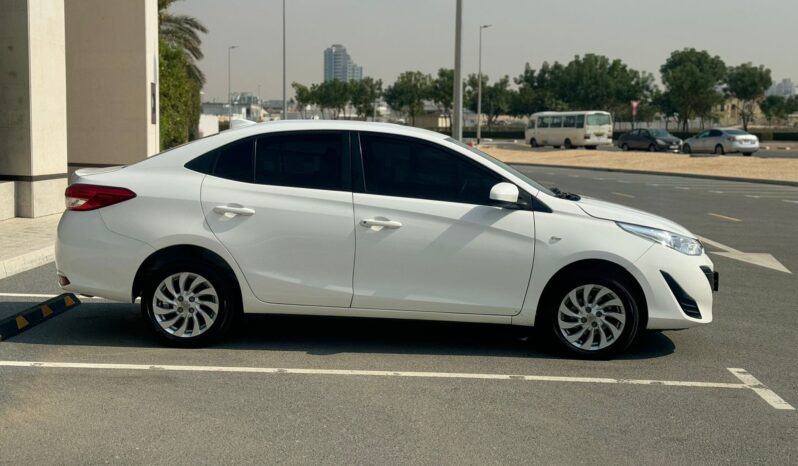TOYOTA YARIS 2019 full
