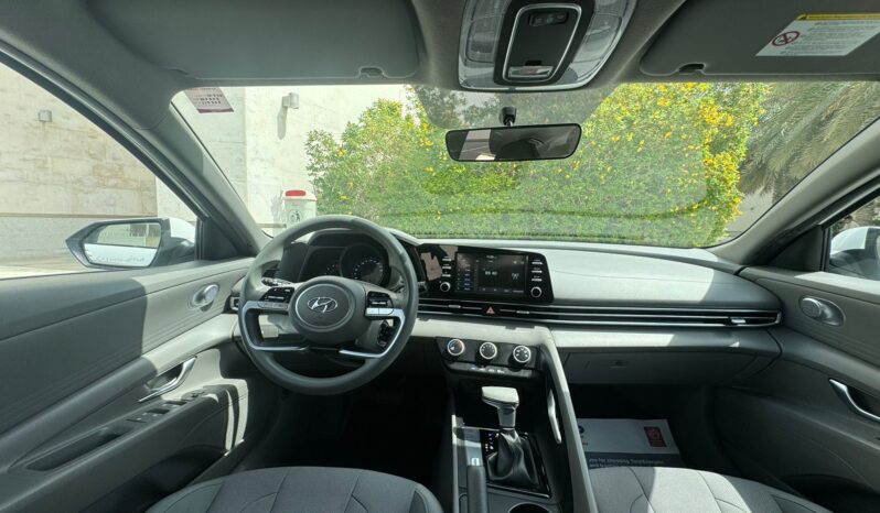 Hyundai Elantra 2022 full