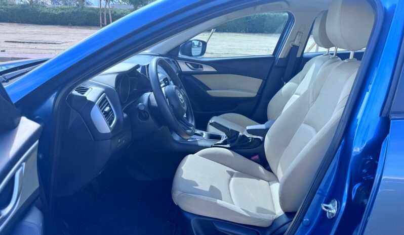 Mazda 3 full