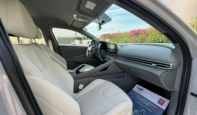 Hyundai Elantra 2022 full