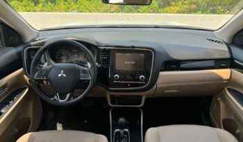 Mitsubishi Outlander 2020 full