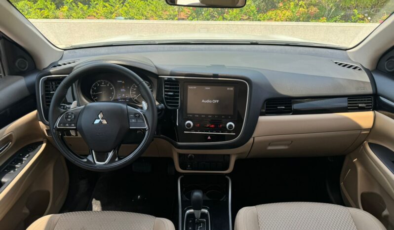 Mitsubishi Outlander 2020 full