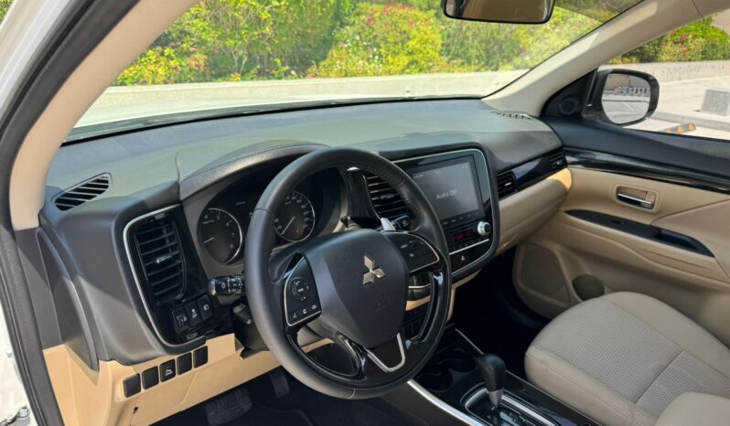 Mitsubishi Outlander 2020 full