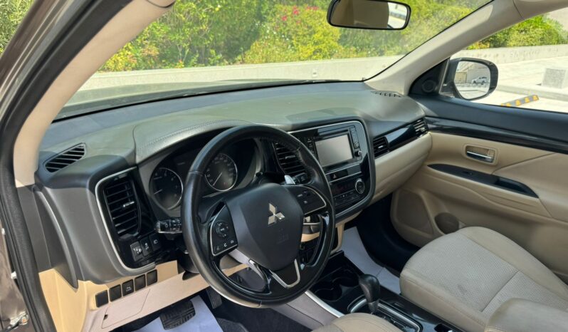 Mitsubishi Outlander 2019 full