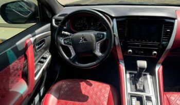Mitsubishi Montero Sport 2020 full