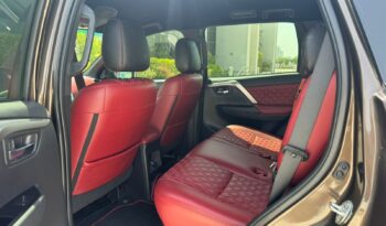 Mitsubishi Montero Sport 2020 full