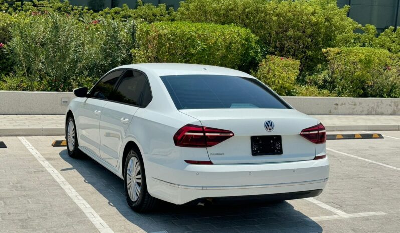 Volkswagen Passat 2018 full