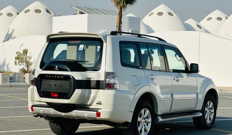 Mitsubishi Pajero 2022 full