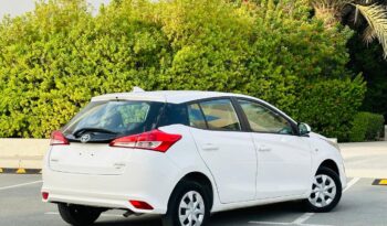 YARIS HB 2019 WHITE full