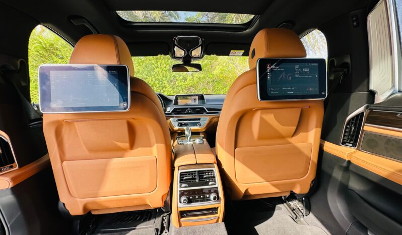 BMW 730LI A 2020 full