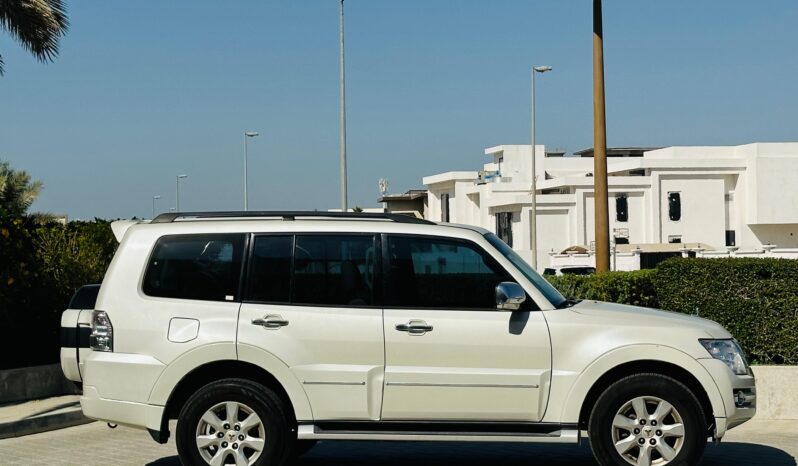 Mitsubishi Pajero 2022 full