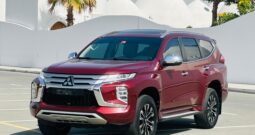 Mitsubishi Montero 2021 Red