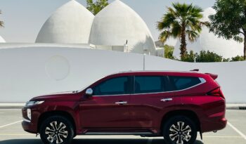 Mitsubishi Montero 2021 Red full