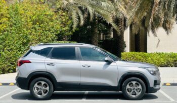 Kia Seltos gray 2021 full