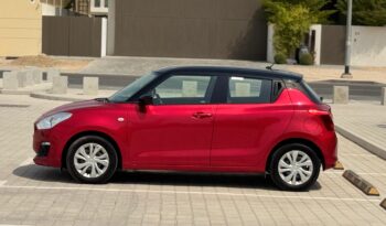 Suzuki Swift 2023 Red/Black full