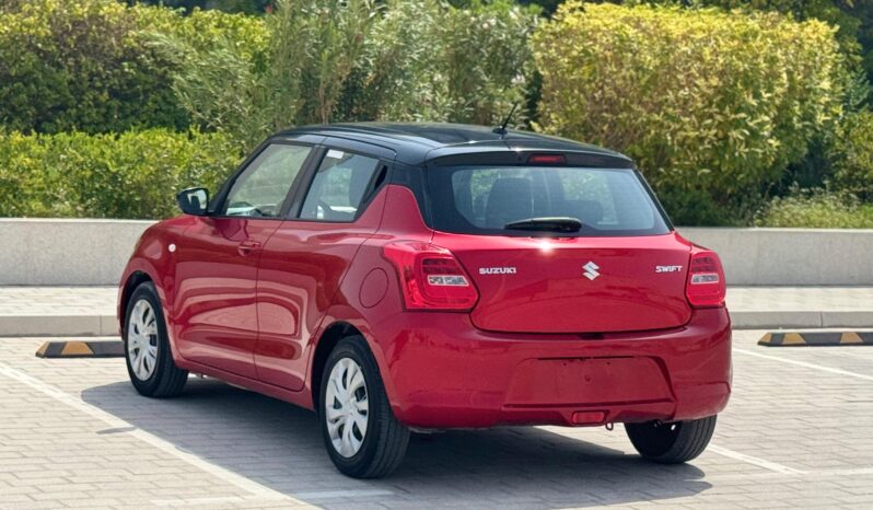 Suzuki Swift 2023 Red/Black full