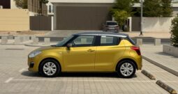 Suzuki Swift 2023 Yellow/Silver