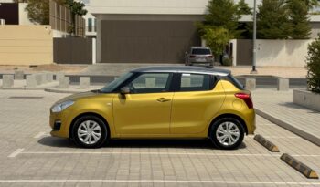 Suzuki Swift 2023 Yellow/Silver full