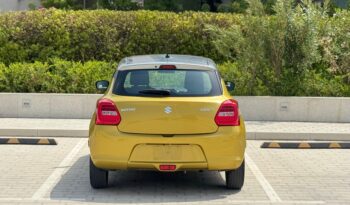 Suzuki Swift 2023 Yellow/Silver full
