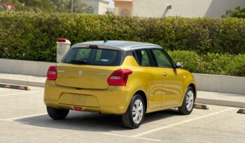 Suzuki Swift 2023 Yellow/Silver full