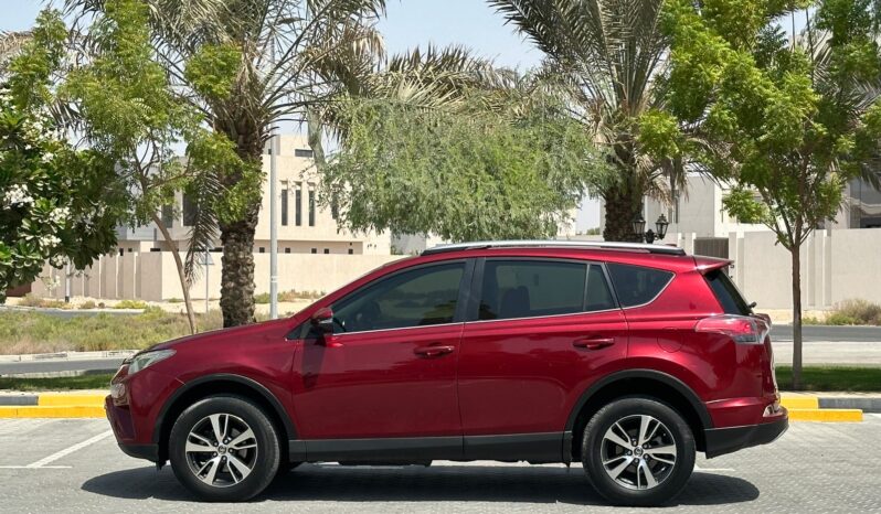 TOYOTA RAV4 2018