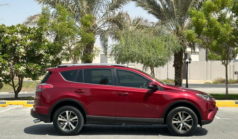 TOYOTA RAV4 2018