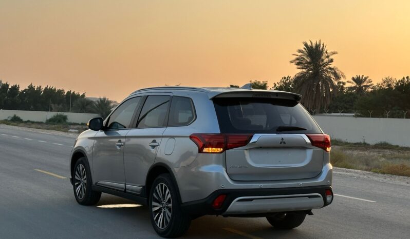 Mitsubishi Outlander 2023