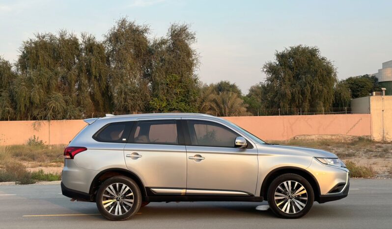 Mitsubishi Outlander 2023 full
