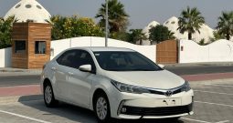 Toyota Corolla 2.0. 2019 white