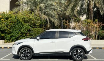 Nissan Kicks White 2022 full