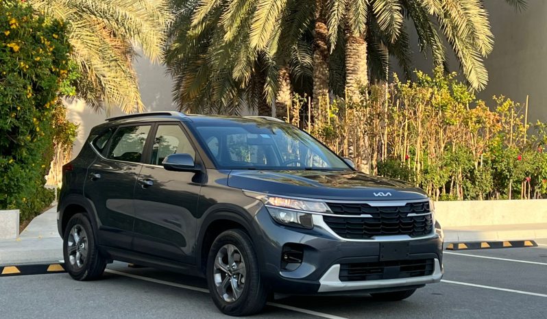 Kia Seltos 2024 grey full