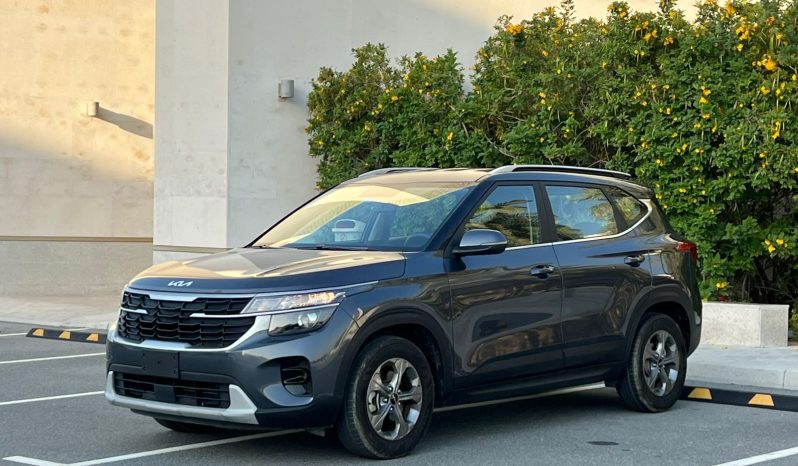 Kia Seltos 2024 grey
