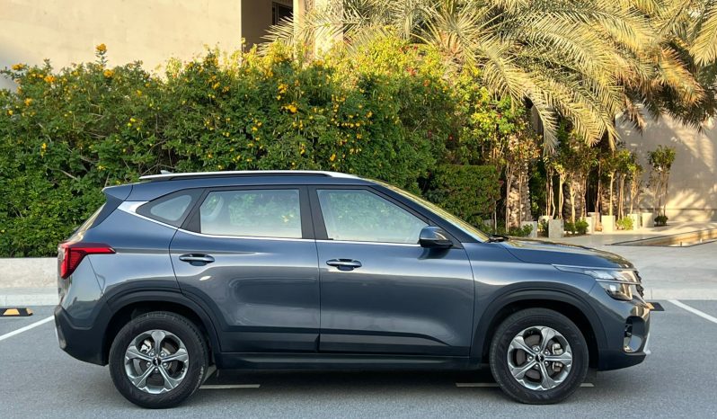 Kia Seltos 2024 grey