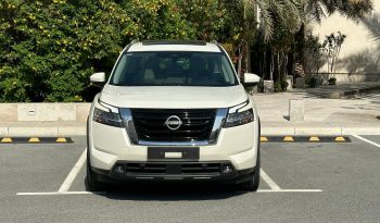 Nissan Pathfinder 2022 SV full