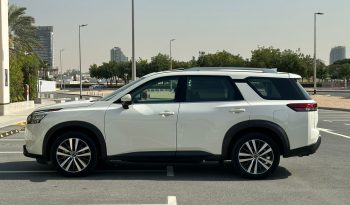 Nissan Pathfinder 2022 SV full