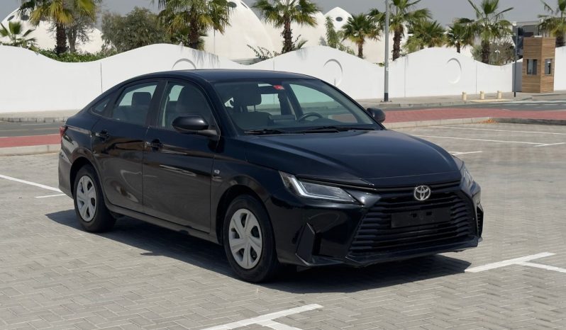 Toyota Yaris black Colour  2023 full