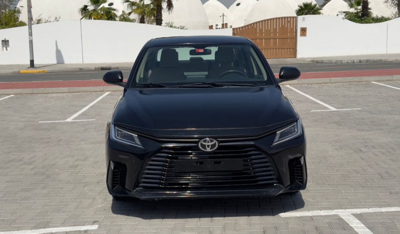 Toyota Yaris black Colour  2023 full