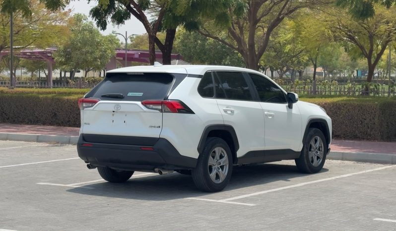 TOYOTA RAV4 2024