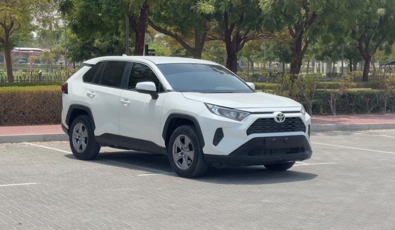 TOYOTA RAV4 2024