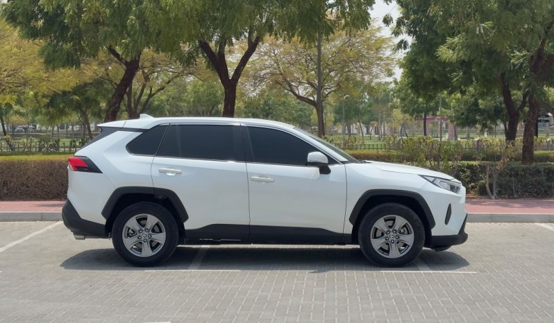TOYOTA RAV4 2024 full