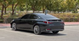 LEXUS ES300h 2025